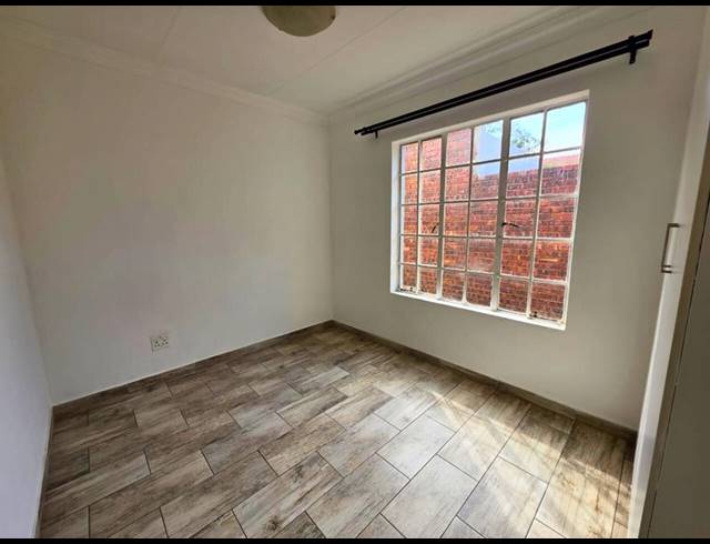 3 BEDROOM PROPERTY TO RENT IN GLEN MARAIS